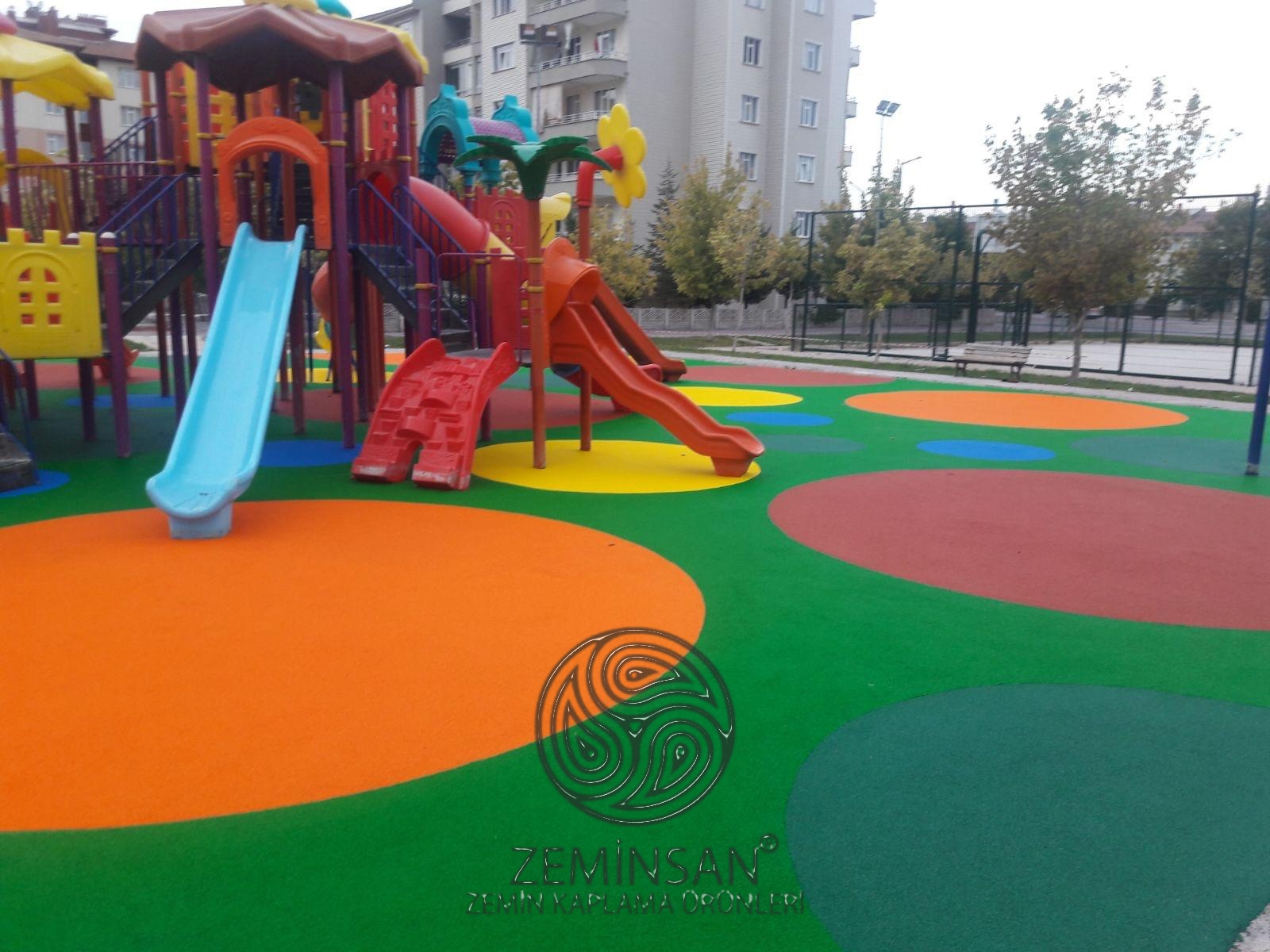 EPDM zemin kaplama spor sahası uygulaması